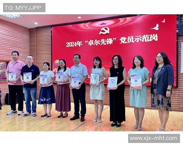 电竞新闻探索黄秀英的英雄联盟旅程与成长故事深度对话背后的心路历程